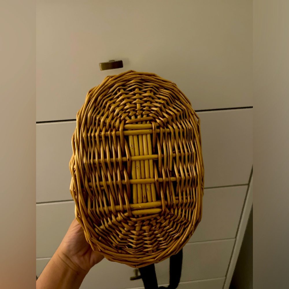 BRAND NEW - Two way wicker basket - Picture 2 of 6